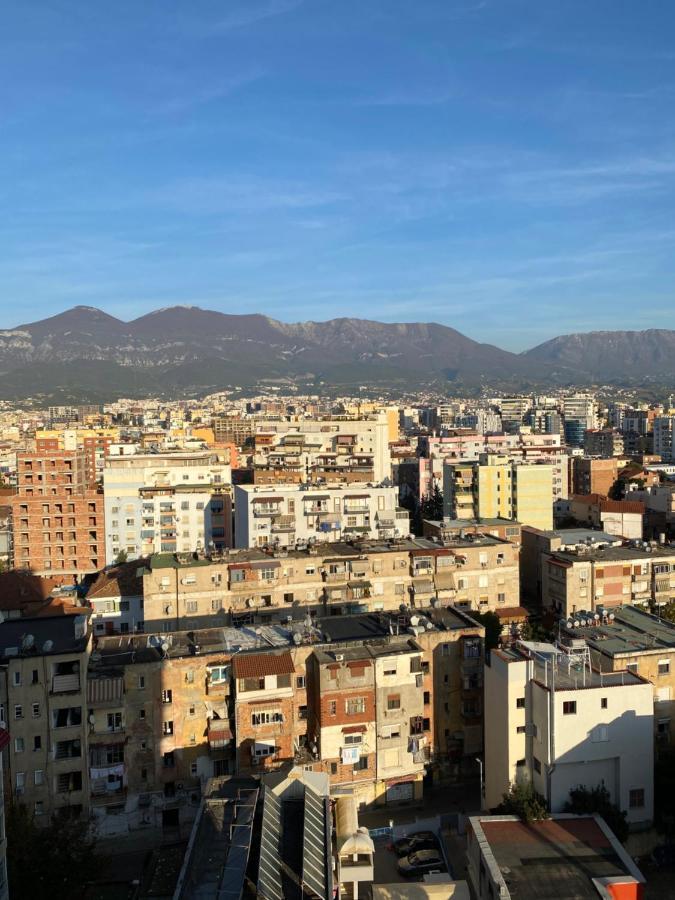 Mel'S Place Тирана Екстер'єр фото