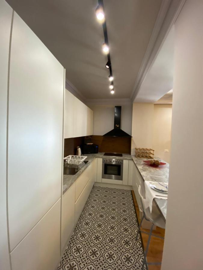 Mel'S Place Тирана Екстер'єр фото